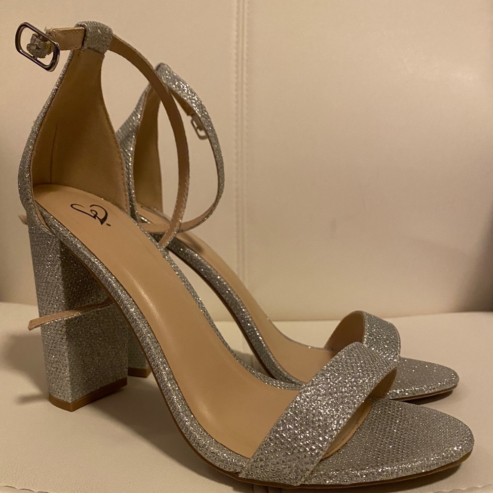 Silver glittery heels from Windsor